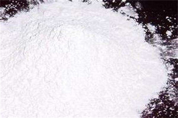 是什么在影響氫氧化鈣的溶解度？